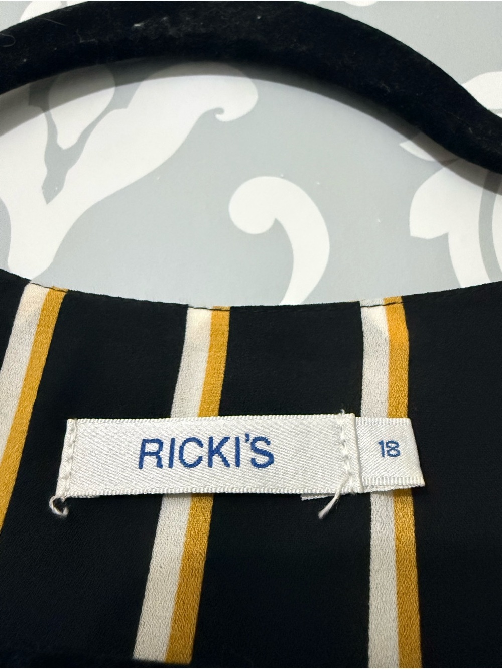 💫4/$25 • Ricki's Black Tunic Blouse with Yellow and White Stripes - Picture 4 of 4